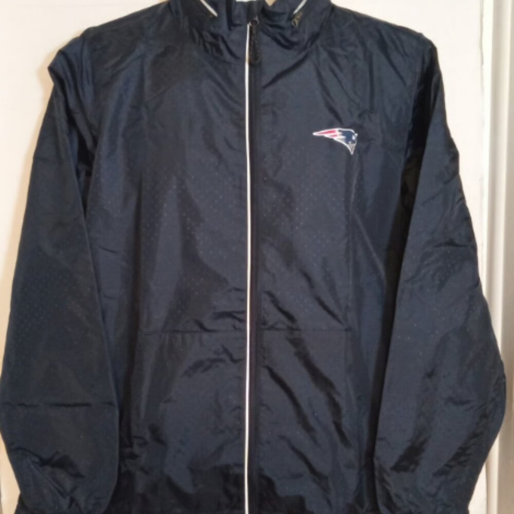NFL Navy patriots Windbreaker Jacket with Logo size XL nwt